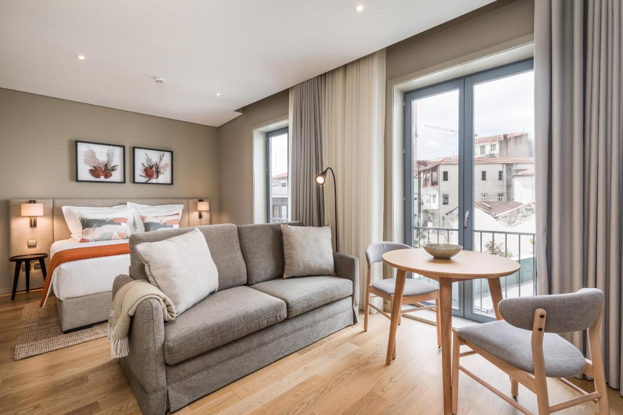 Legends House By Sweet Porto Aparthotel Стая снимка