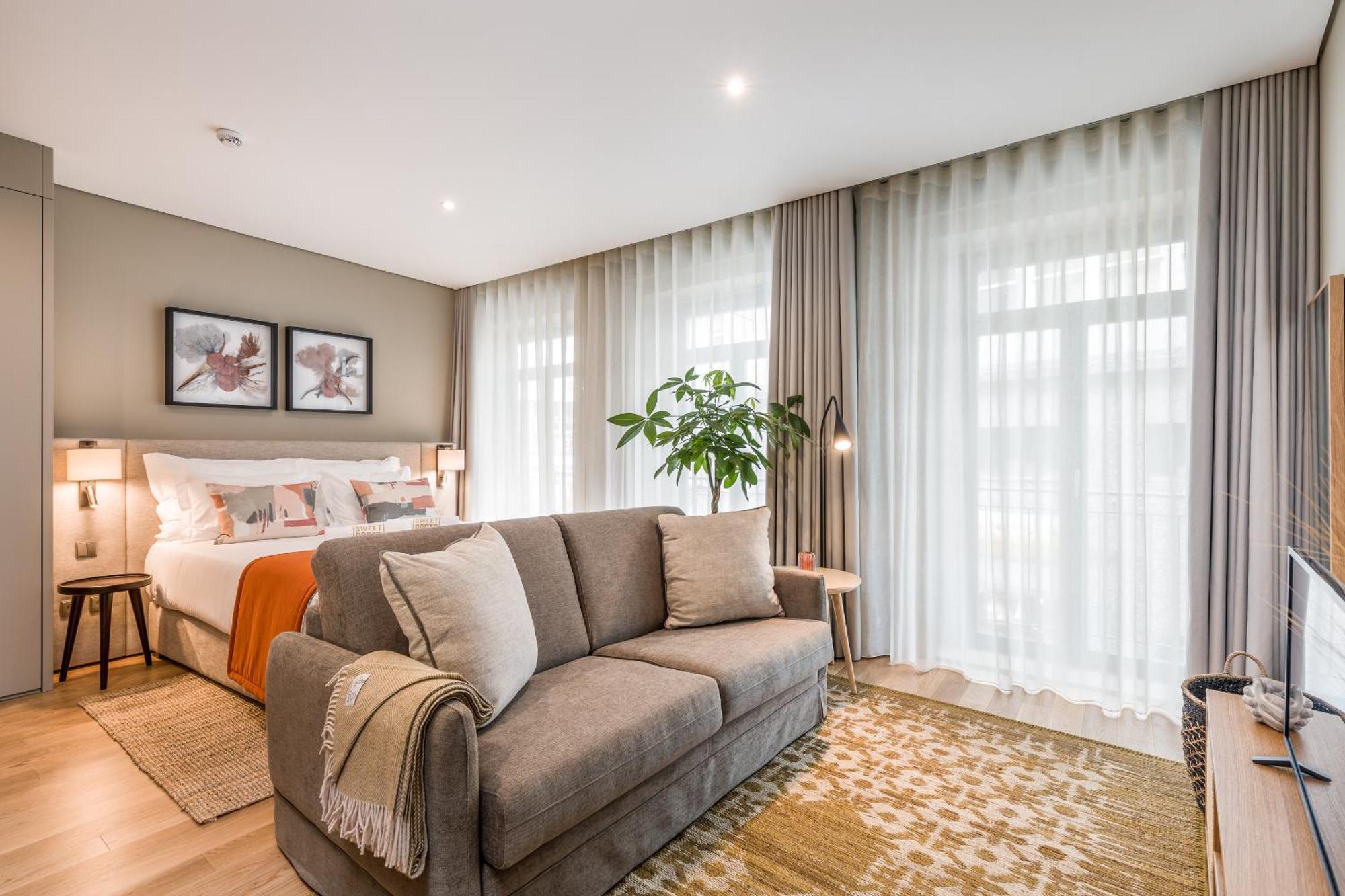 Legends House By Sweet Porto Aparthotel Стая снимка